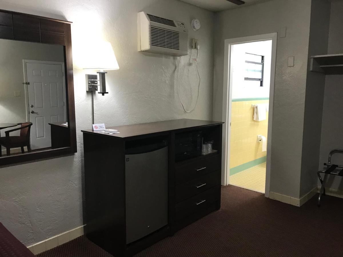 Silver Princess Motel Окала Экстерьер фото
